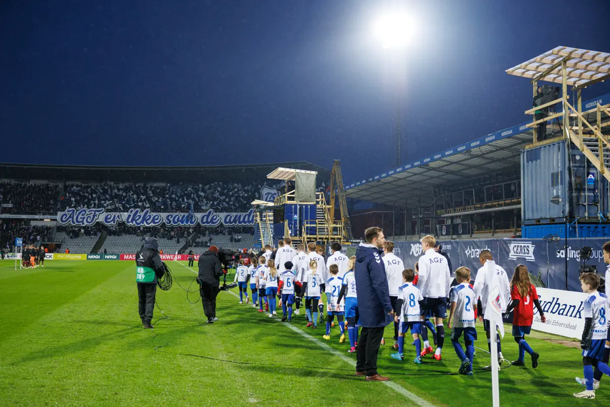 SIDSTE NYT INDEN SØNDAGENS KAMP SIDSTE NYT INDEN SØNDAGENS KAMP