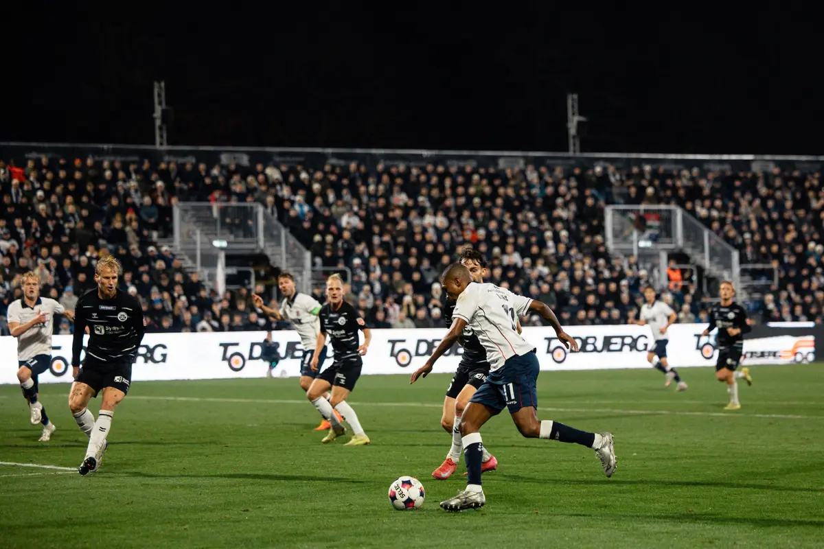 AGF jagter guld mod Sønderjyske i udsolgt Ceres Park — image 1